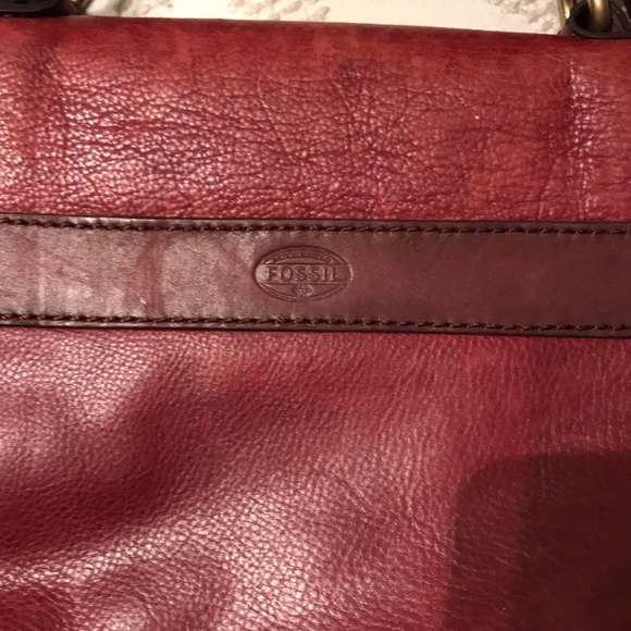 Maroon Fossil Leather briefcase (women’s) - Picture 2 of 4